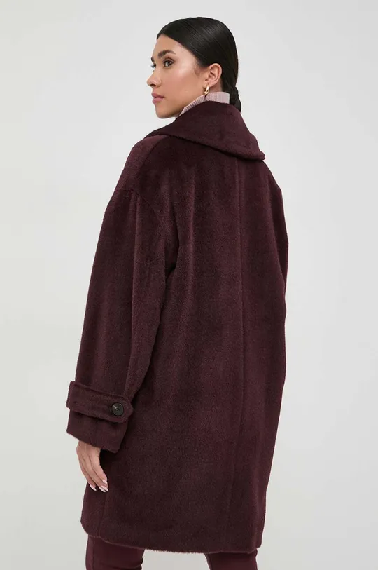 Шерстяное пальто Marella Основной материал: 70% Альпака, 30% Новая шерсть Подкладка: 100% Ацетат