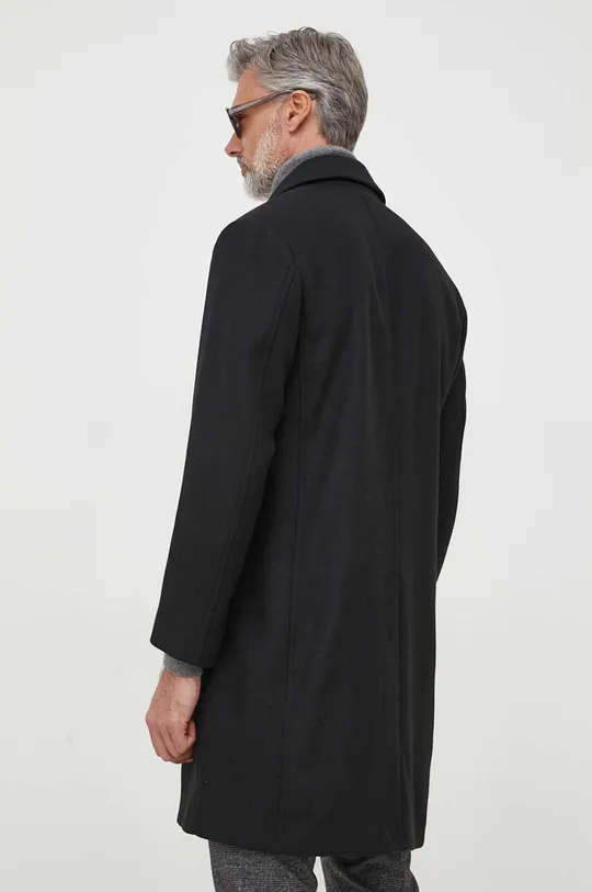 Пальто с примесью шерсти Sisley Основной материал: 75% Полиэстер, 20% Шерсть, 5% Другой материал Подкладка: 52% Полиэстер, 48% Вискоза