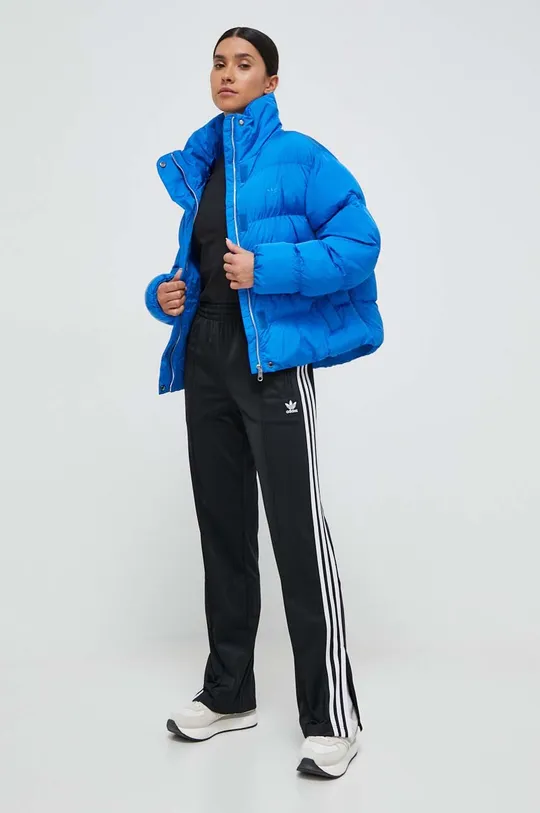 adidas Originals rövid kabát Vegan Puffer kék