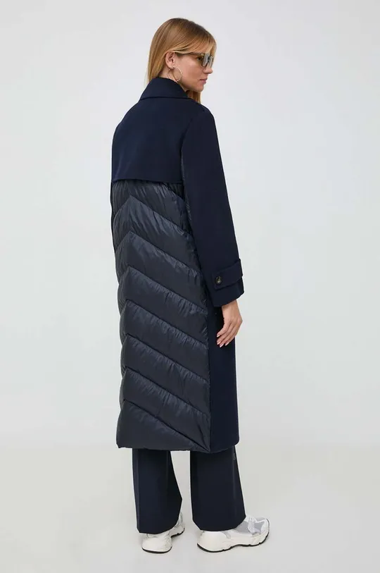 Вовняне пальто Weekend Max Mara Основний матеріал: 100% Нова вовна Підкладка: 55% Поліестер, 45% Віскоза