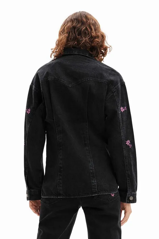 Jeans jakna Desigual 23WWED33 WOMAN DENIM TRUCKER JACKET črna