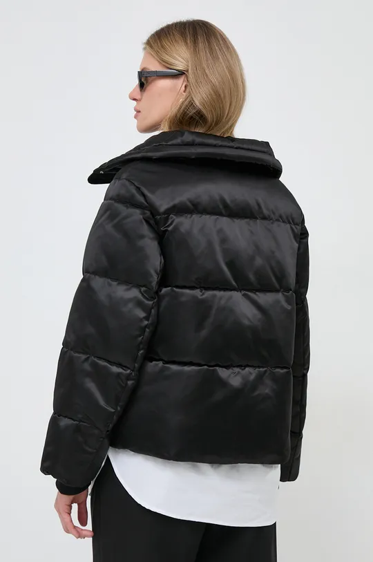 Куртка BOSS Основной материал: 100% Полиамид Подкладка: 100% Полиамид Наполнитель: 100% Переработанный полиэстер