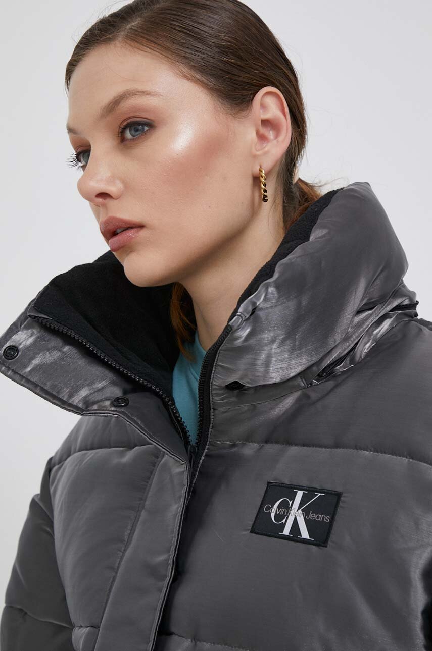 Куртка Calvin Klein Jeans жіноча колір сірий зимова | ANSWEAR.ua