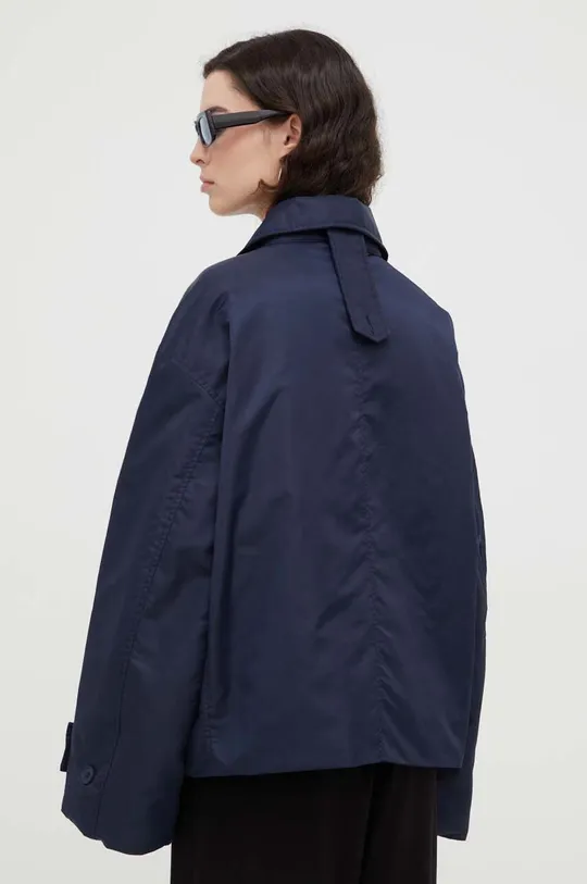 Куртка Lovechild Основной материал: 100% Полиамид Подкладка: 83% Переработанный полиэстер, 17% Полиэстер