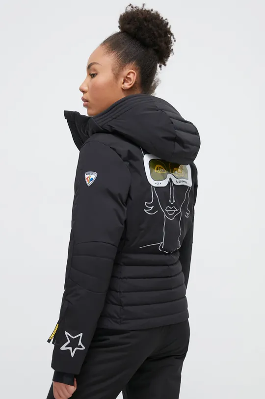 Пуховая лыжная куртка Rossignol Stellar x JCC Основной материал: 92% Полиамид, 8% Эластан Подкладка: 100% Полиамид Наполнитель: 90% Утиный пух, 10% Утиное перо Отделка: 100% Полиэстер