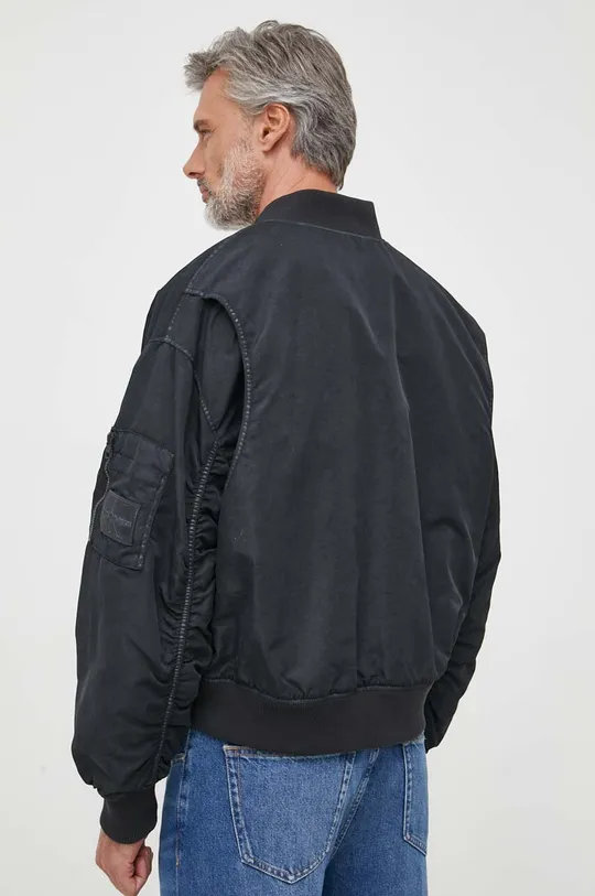 Calvin Klein Jeans giacca bomber Rivestimento: 100% Poliestere Materiale dell'imbottitura: 100% Poliestere Materiale principale: 100% Poliestere Coulisse: 97% Poliestere, 3% Elastam