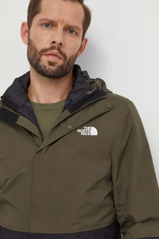 Куртка outdoor The North Face New Synthetic Triclimate Подкладка: 100% Полиэстер Наполнитель: 100% Полиэстер Материал 1: 100% Полиэстер Материал 2: 100% Нейлон