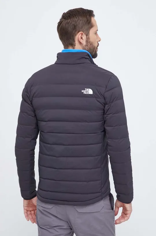 Спортивная пуховая куртка The North Face Belleview Основной материал: 90% Полиэстер, 10% Эластан Подкладка: 90% Полиэстер, 10% Эластан Отделка: 100% Полиэстер Наполнитель 2: 100% Полиэстер Наполнитель 1: 80% Переработанный пух, 20% Переработанное перо