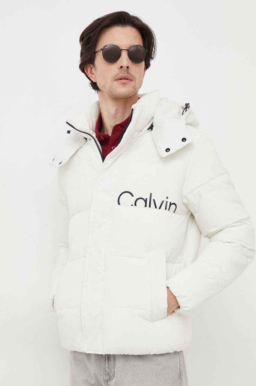 Куртка Calvin Klein Jeans чоловіча колір білий зимова | ANSWEAR.ua