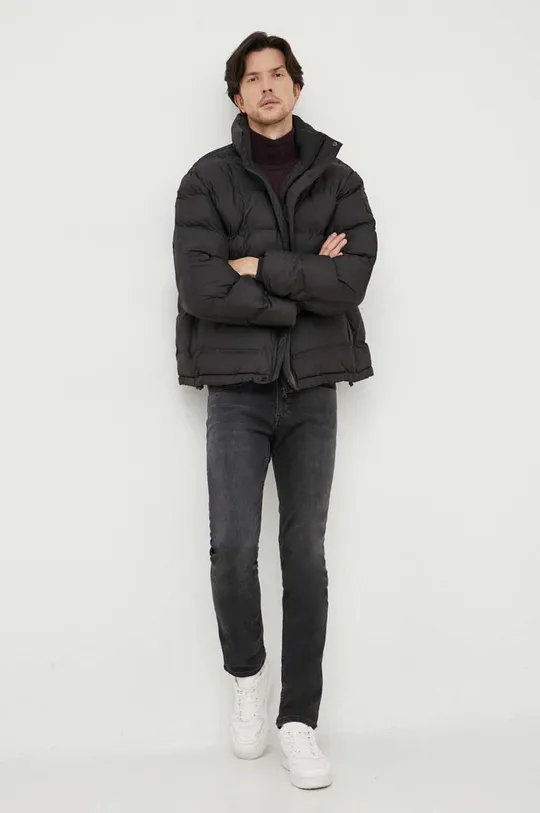 Calvin Klein rövid kabát fekete