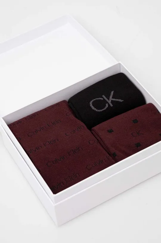 Čarape Calvin Klein 3-pack Materijal 1: 58% Pamuk, 40% Poliamid, 2% Elastan Materijal 2: 64% Pamuk, 33% Poliamid, 2% Elastan, 1% Metalično vlakno