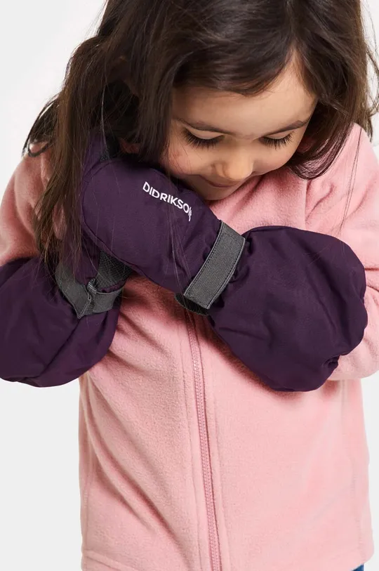 фиолетовой Детские лыжные перчатки Didriksons BIGGLES MITTEN Детский