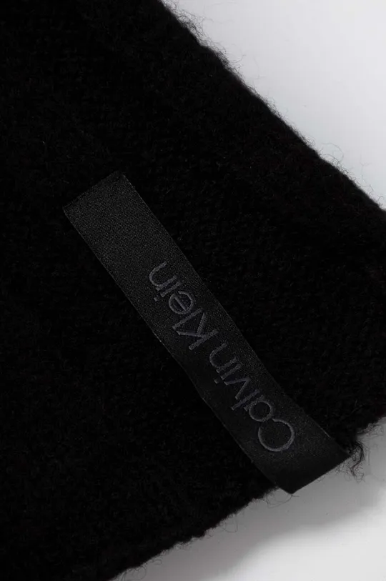 Calvin Klein szalik z domieszką wełny czarny