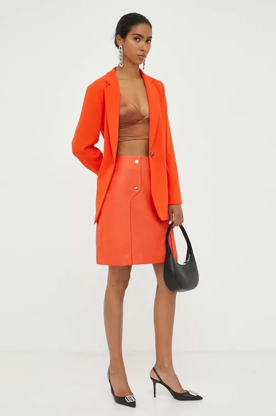 Kožená sukňa BOSS oranžová