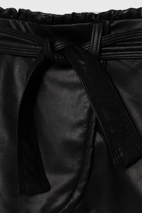Dječja suknja Abercrombie & Fitch Temeljni materijal: 94% Poliester, 6% Elastan Postava: 100% Poliester Dodatni materijal: 100% Poliuretan