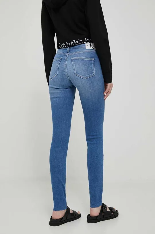 Calvin Klein Jeans jeansy 74 % Bawełna, 20 % Bawełna z recyklingu, 4 % Elastomultiester, 2 % Elastan