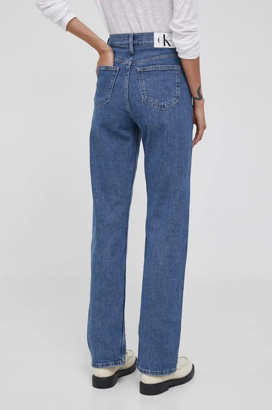 Джинсы Calvin Klein Jeans Основной материал: 99% Хлопок, 1% Эластан Подкладка кармана: 79% Хлопок, 20% Переработанный хлопок, 1% Эластан