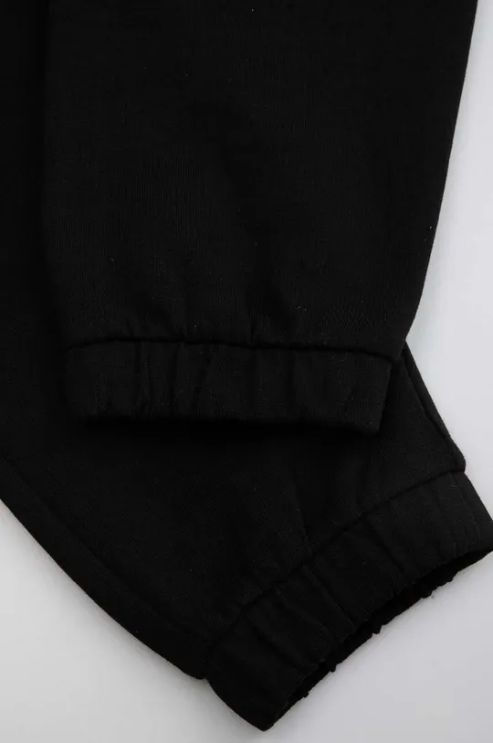 μαύρο Παιδικό βαμβακερό παντελόνι Coccodrillo ZC3120102ASK ART SPORT KIDS