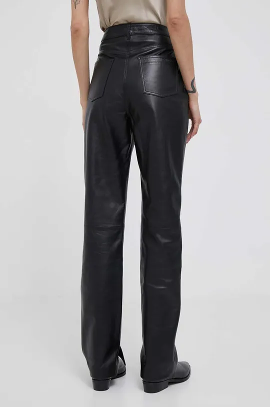 Kožne hlače Calvin Klein  Temeljni materijal: 100% Janjeća koža Postava: 100% Poliester