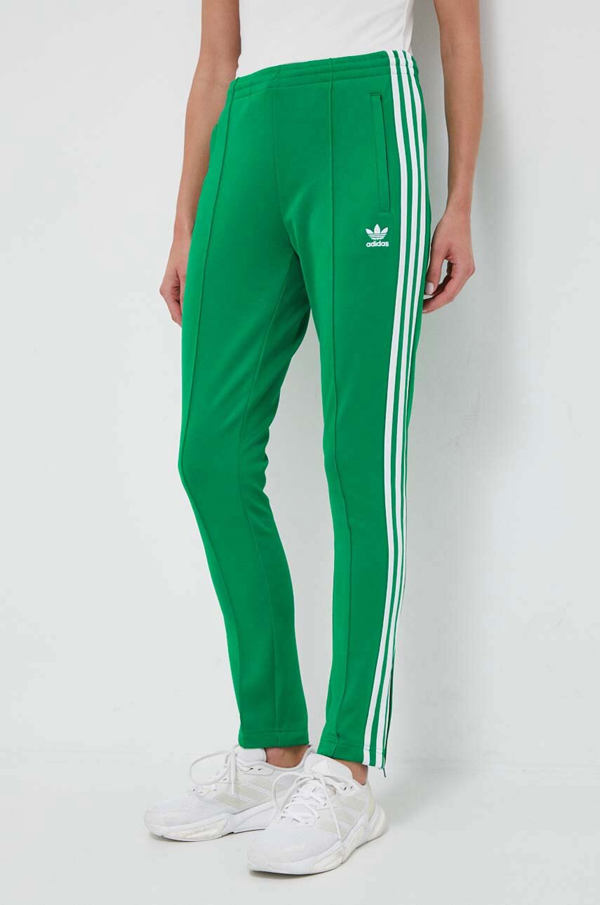 Спортивные штаны adidas Originals цвет зелёный с аппликацией | ANSWEAR.ua