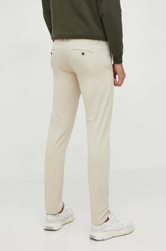 Pepe Jeans spodnie Charly Materiał zasadniczy: 98 % Bawełna, 2 % Elastan, Podszewka kieszeni: 65 % Poliester, 35 % Bawełna
