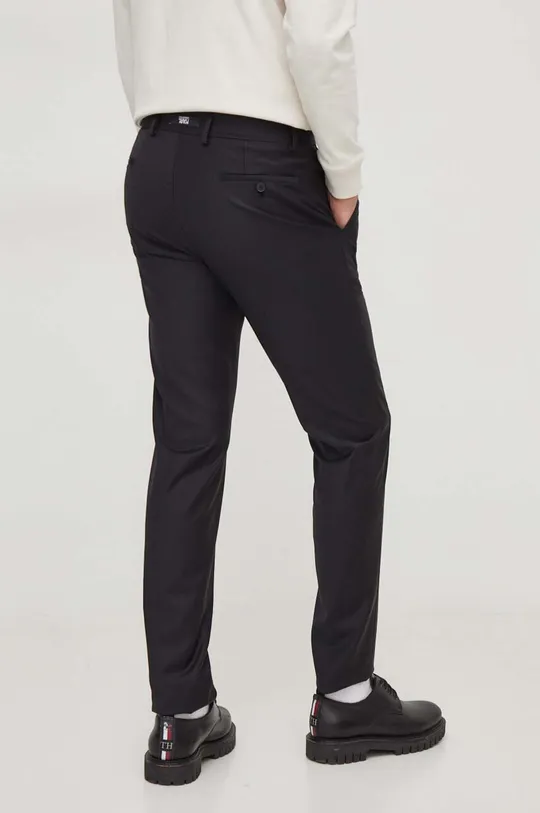 Шерстяные брюки Karl Lagerfeld Основной материал: 86% Новая шерсть, 10% Полиамид, 4% Эластан Подкладка 1: 57% Вискоза, 43% Полиэстер Подкладка 2: 65% Полиэстер, 35% Хлопок