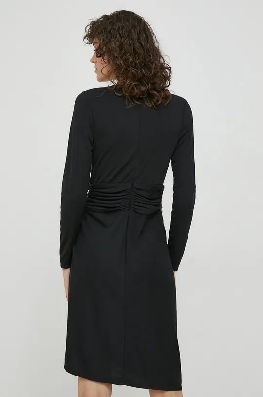 Φόρεμα Lauren Ralph Lauren Κύριο υλικό: 94% Πολυεστέρας, 6% Σπαντέξ Προσθήκη: 88% Ανακυκλωμένος πολυεστέρας, 12% Σπαντέξ