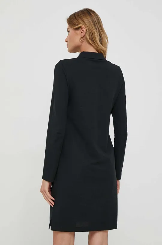 Βαμβακερό φόρεμα Gant Κύριο υλικό: 100% Βαμβάκι Φινίρισμα: 97% Βαμβάκι, 3% Σπαντέξ