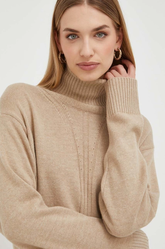 beżowy Trussardi sweter z domieszką wełny