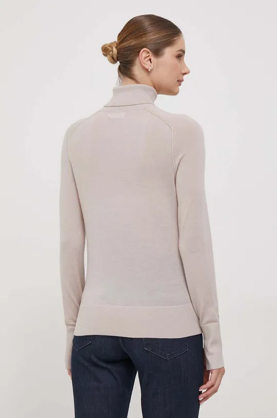Шерстяной свитер Calvin Klein Основной материал: 100% Шерсть Резинка: 82% Шерсть, 16% Полиамид, 2% Эластан