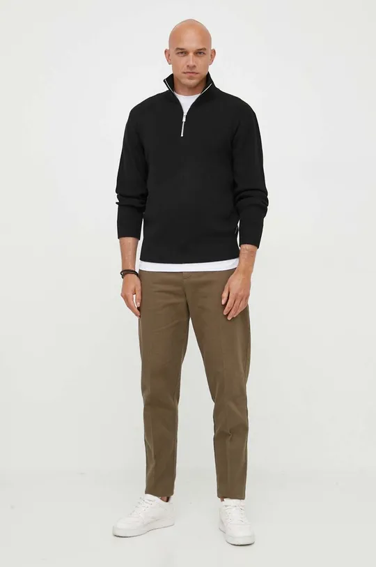 Armani Exchange sweter z domieszką wełny czarny