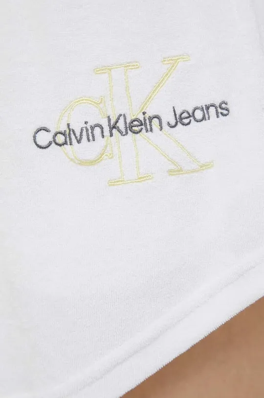 белый Шорты Calvin Klein Jeans