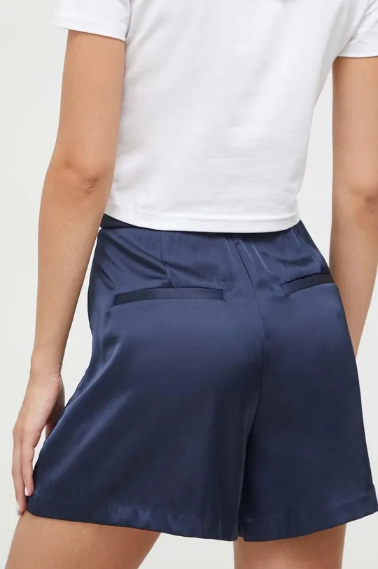 Kratke hlače Abercrombie & Fitch Temeljni materijal: 56% Poliester, 44% Viskoza Postava džepova: 98% Poliester, 2% Elastan