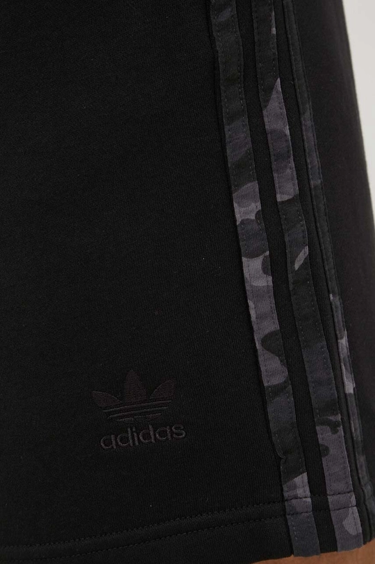 fekete adidas Originals rövidnadrág