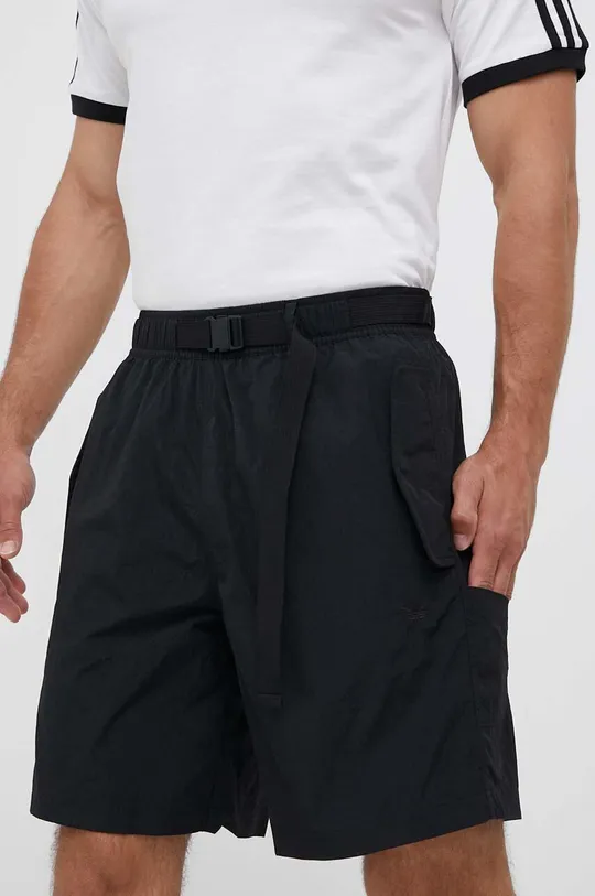 črna Kratke hlače adidas Originals Moški