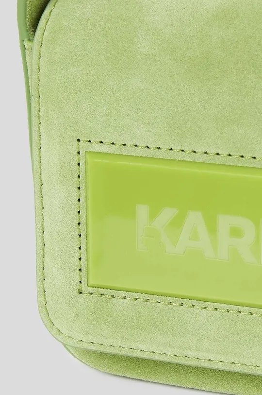 Замшевая сумочка Karl Lagerfeld ICON K MD FLAP SHB SUEDE  Основной материал: 87% Коровья кожа, 10% Рециклированная кожа, 2% Полиуретан, 1% Полиэстер Подкладка: 100% Полиэстер