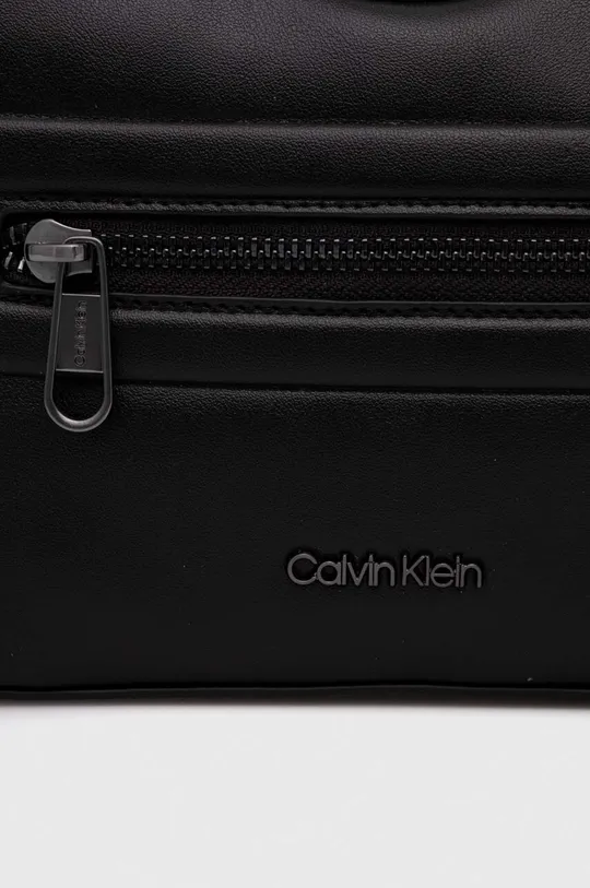 čierna Malá taška Calvin Klein