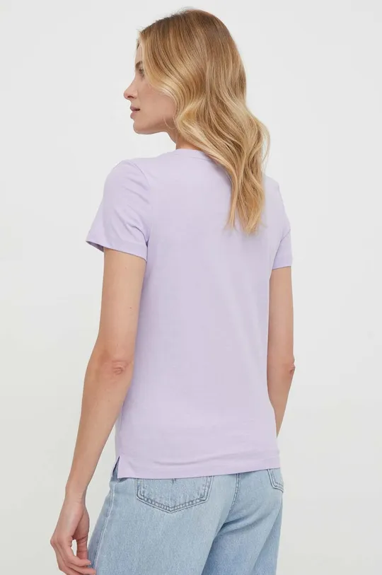 Бавовняна футболка Guess фіолетовий