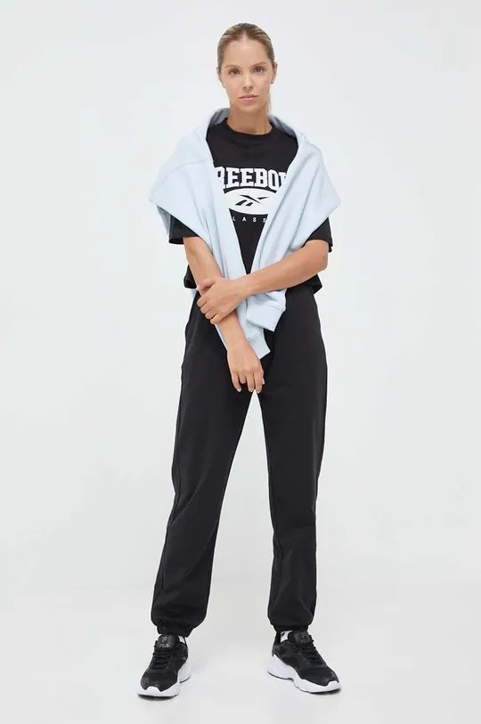Βαμβακερό μπλουζάκι Reebok Classic ARCHIVE ESSENTIALS μαύρο