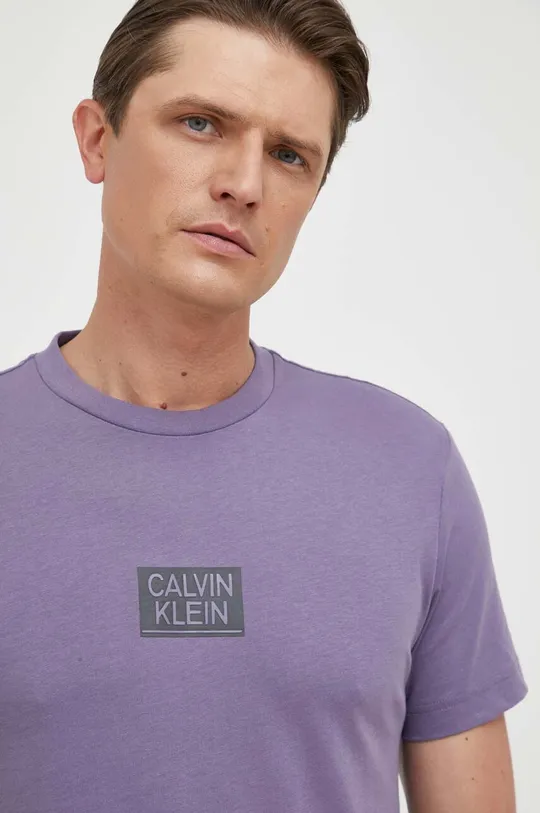 μωβ Βαμβακερό μπλουζάκι Calvin Klein Ανδρικά