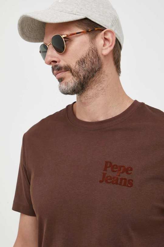 Βαμβακερό μπλουζάκι Pepe Jeans καφέ PM509113.874