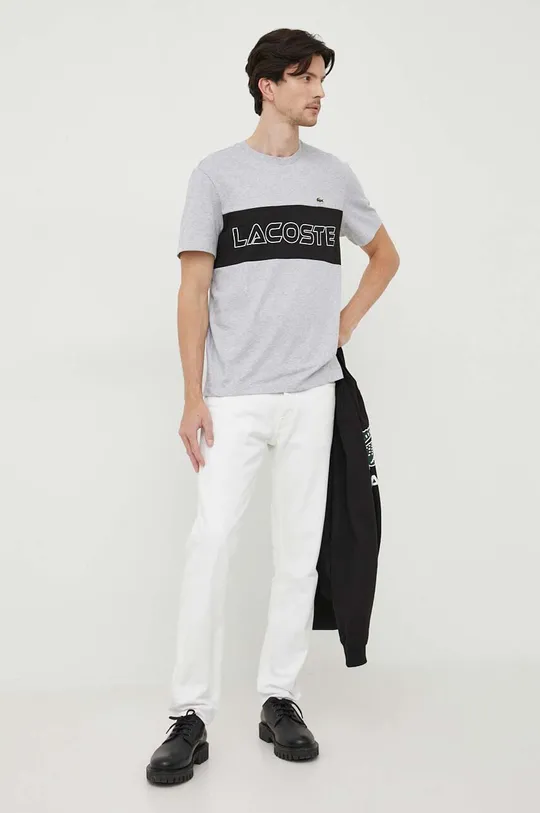 Bombažna kratka majica Lacoste siva