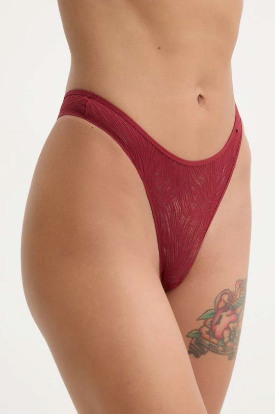 Στρινγκ Calvin Klein Underwear δαντέλα κόκκινο 000QF6878E