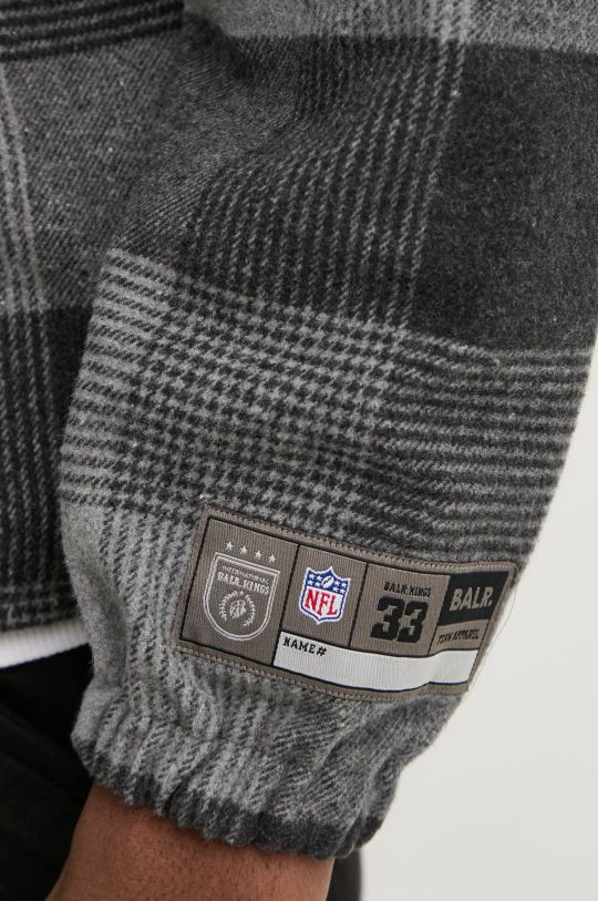 Košeľa BALR. NFL x BALR. B1131.1036 sivá