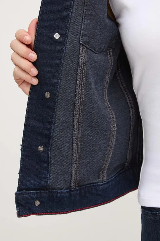 Rifľová bunda Tommy Jeans DW0DW18554