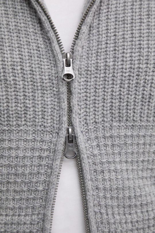 Abbigliamento United Colors of Benetton cardigan in lana 123MU5014 grigio