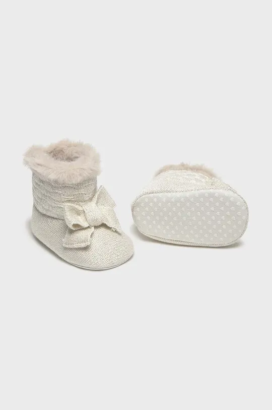Обувь для новорождённых Mayoral Newborn слегка утеплённая модель бежевый 9788.2C.Newborn.9BYH