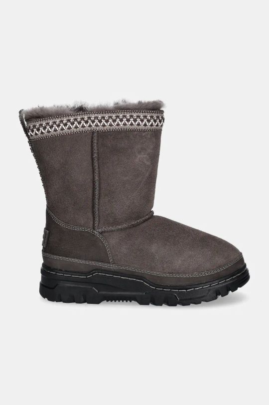 Dětské sněhule UGG KIDS CLASSIC SHORTRAILGAZER 1157694K hnědá AW24