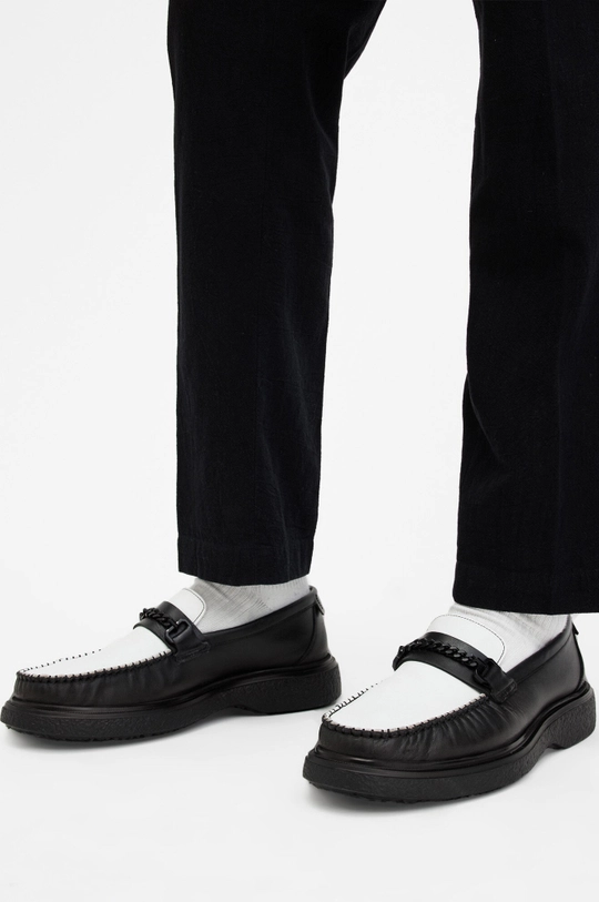 Usnjeni mokasini AllSaints Gibbs Chain Loafer M011FB