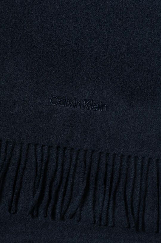 Calvin Klein szalik K50K512378 granatowy AW24